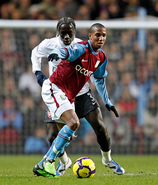 也明显占据 也明显占据